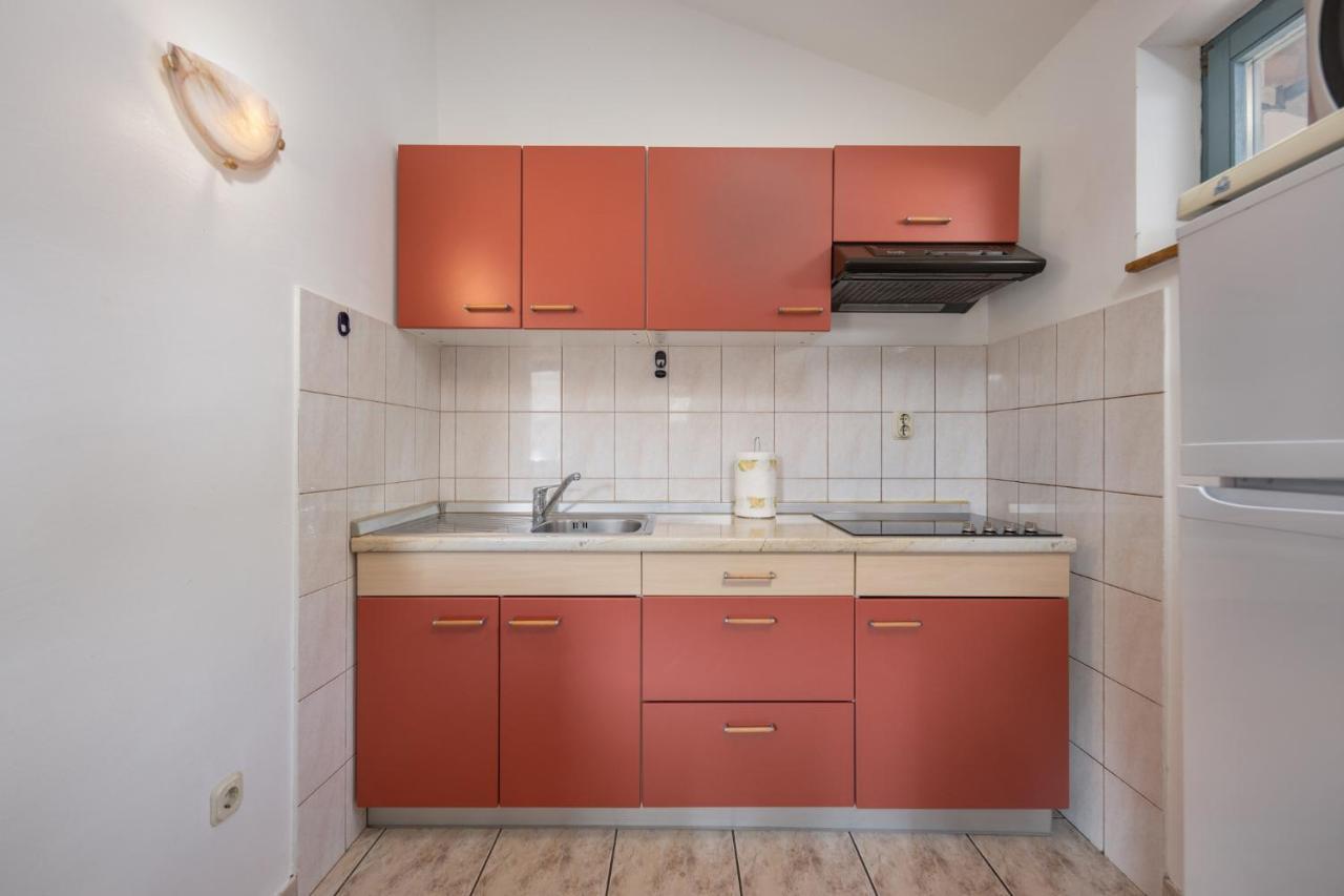 Apartment Doris Supetarska Draga Exteriör bild